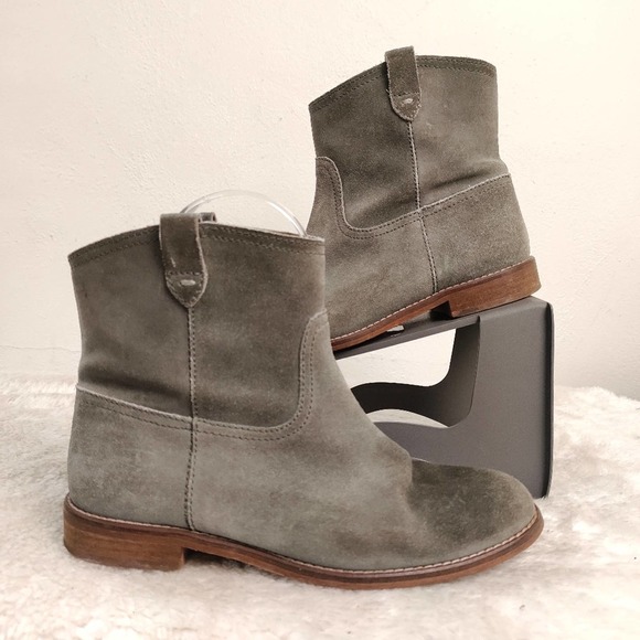 Madewell Shoes - Madewell "The Otis" Suede Boot in Techno Gray